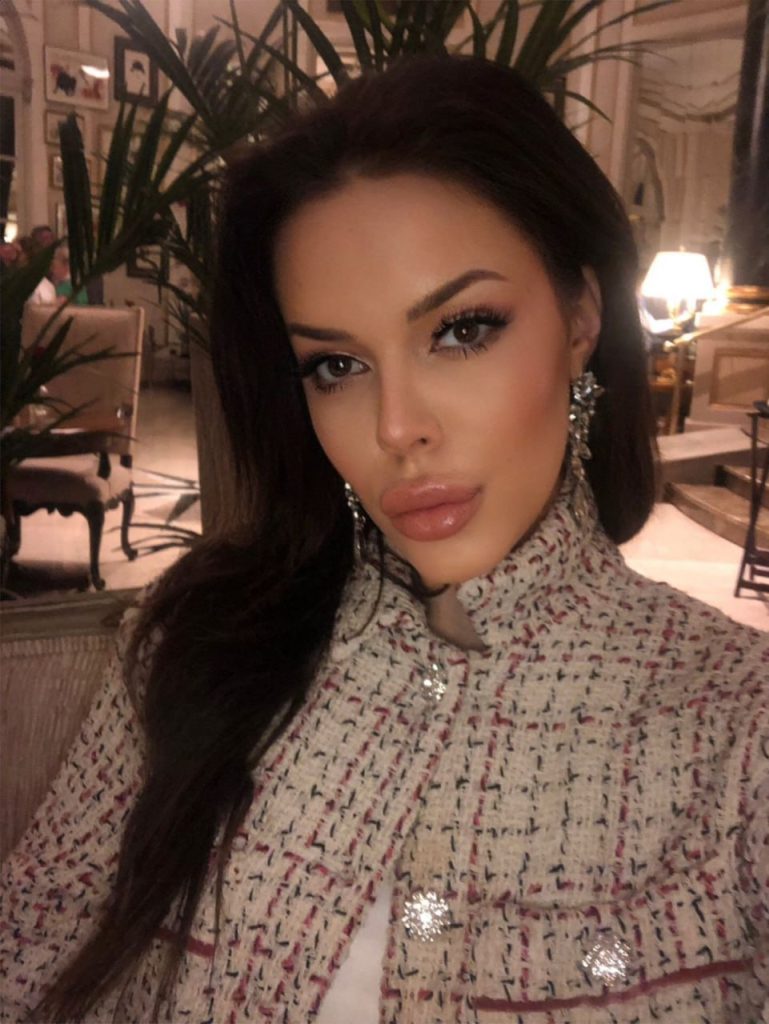 VIP escort from Masha in Dubai